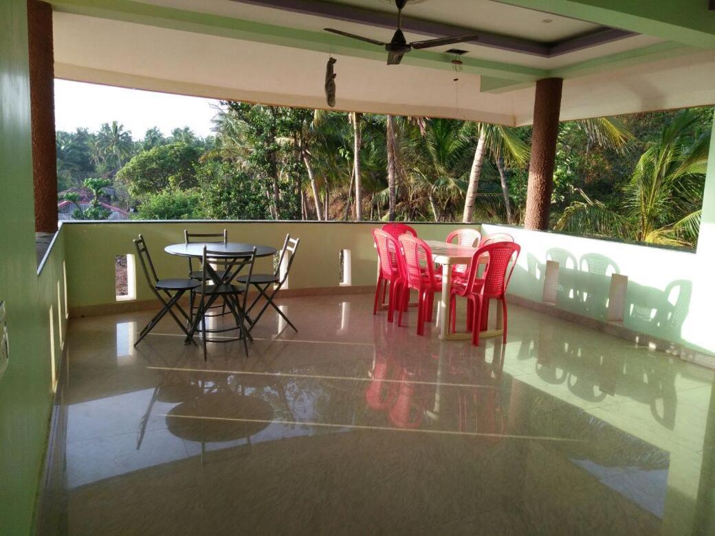 Saguntara Beach Homestay Vengurla Exterior foto